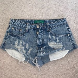 Signature Eight Shorts